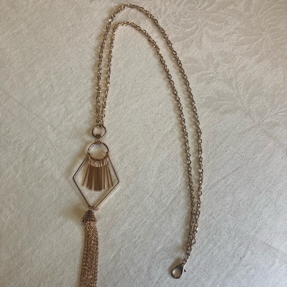Costume Jewelry necklace, no tags